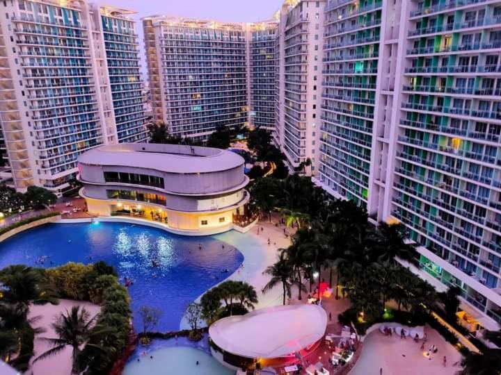 Azure Urban Residence A11 Near Airport And Sm Bicutan+ Free Wifi Paranaque City Exterior foto